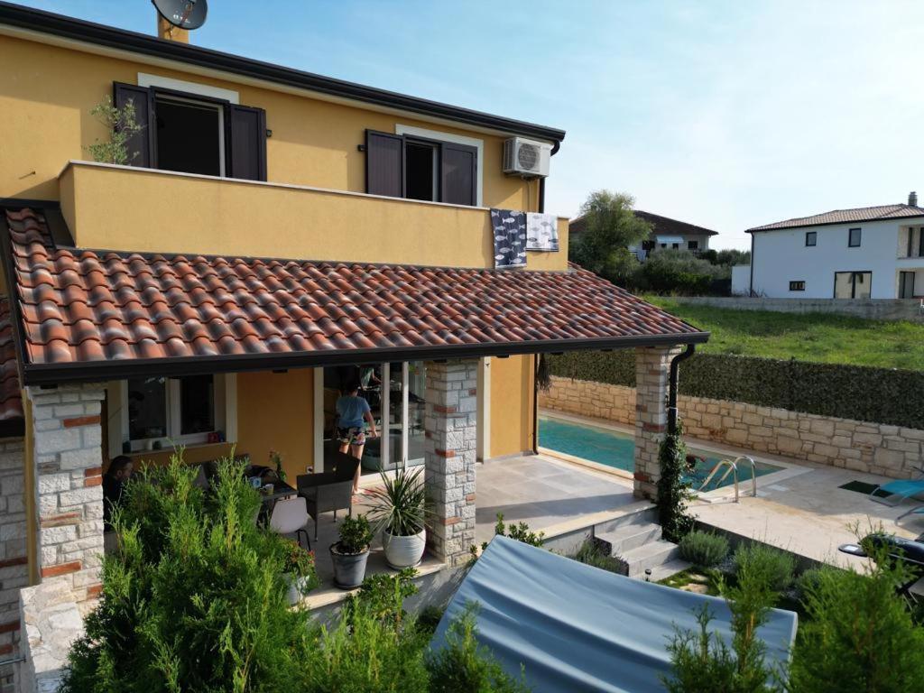 Casa Colibri Brtonigla Exterior foto